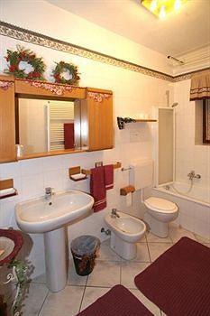 Ai Due Pini B&B ペスカンティーナ エクステリア 写真